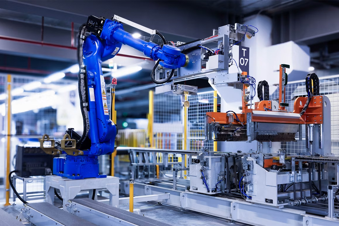 Autonomous Systems: How Self-Learning Machines Are Changing the Physical World