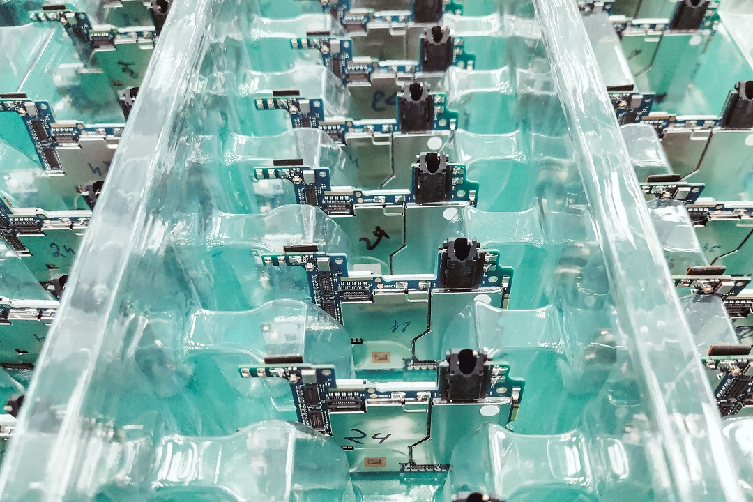 Enablence Completes Vietnam Optical-Assembly Platform for AI Data Centers