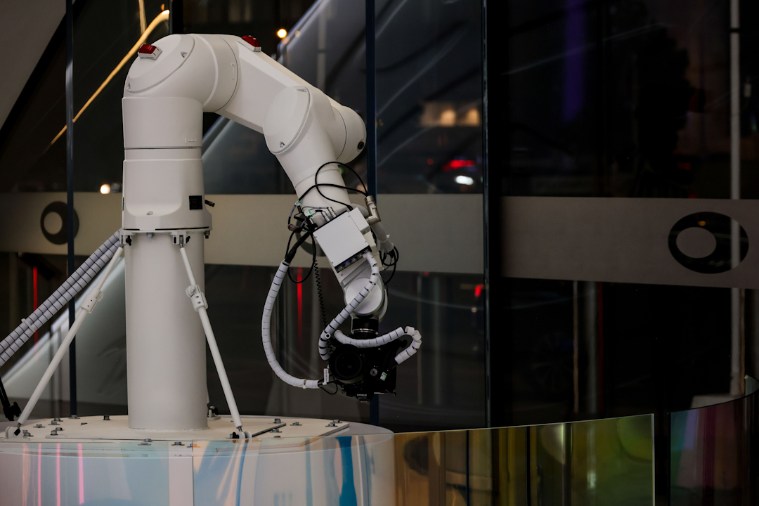 Legend Robot Brings Spraying Robots to Saudi Gigaprojects